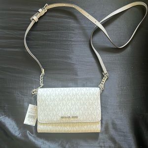 Mk purse